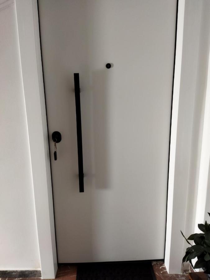 Corinth Minimal Apartment By The Beach מראה חיצוני תמונה